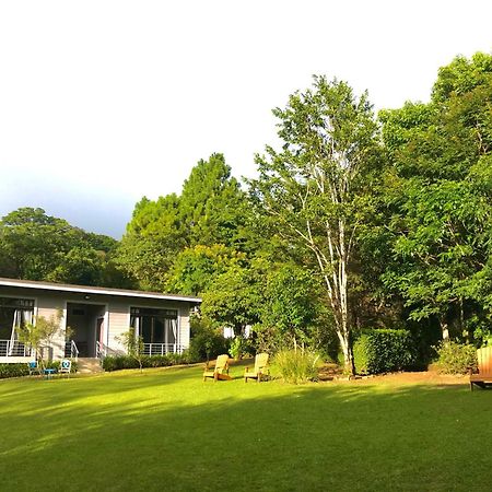 Yerbabuena Lodge Monteverde 외부 사진